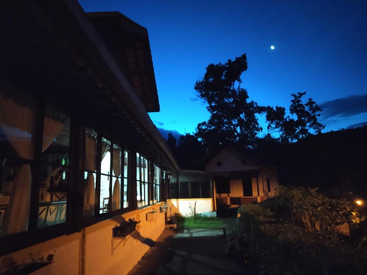 Pousada Taverna Do Golf Teresópolis Buitenkant foto